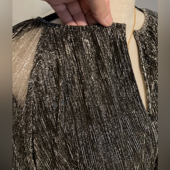 Sanctaury Gold Shimmery Long Sleeve Blouse - Picture 7 of 9